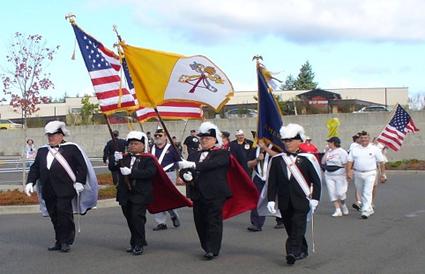 http://www.home.kofc1643.org/kofc1643/images/pictures/LEADING_PARADE_2006.jpg